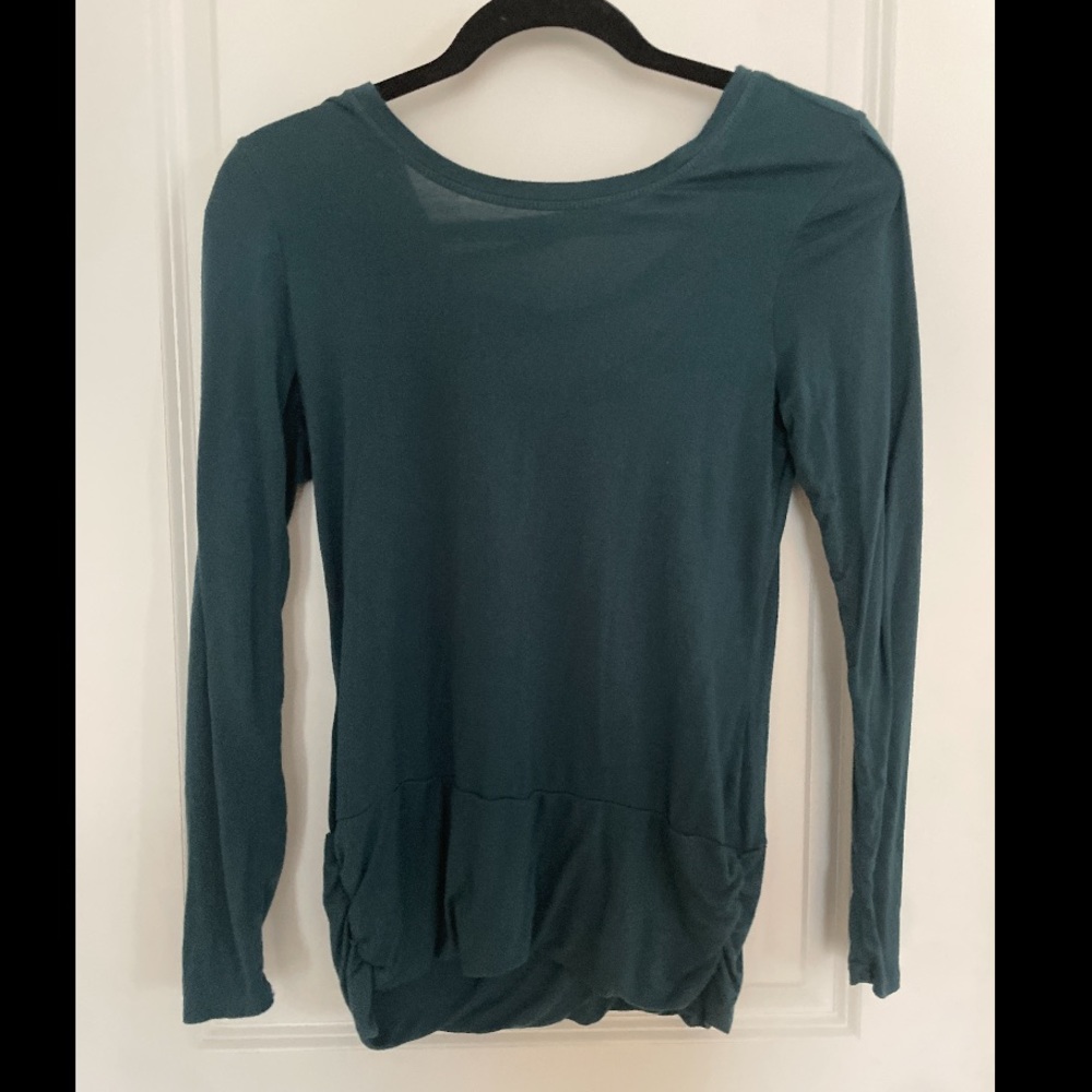 Athletic long sleeve